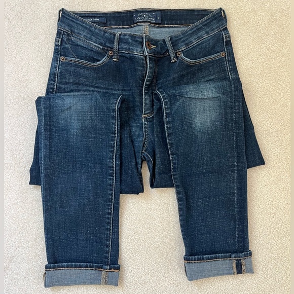 Women’s Lucky Brand jeans - Picture 5 of 7